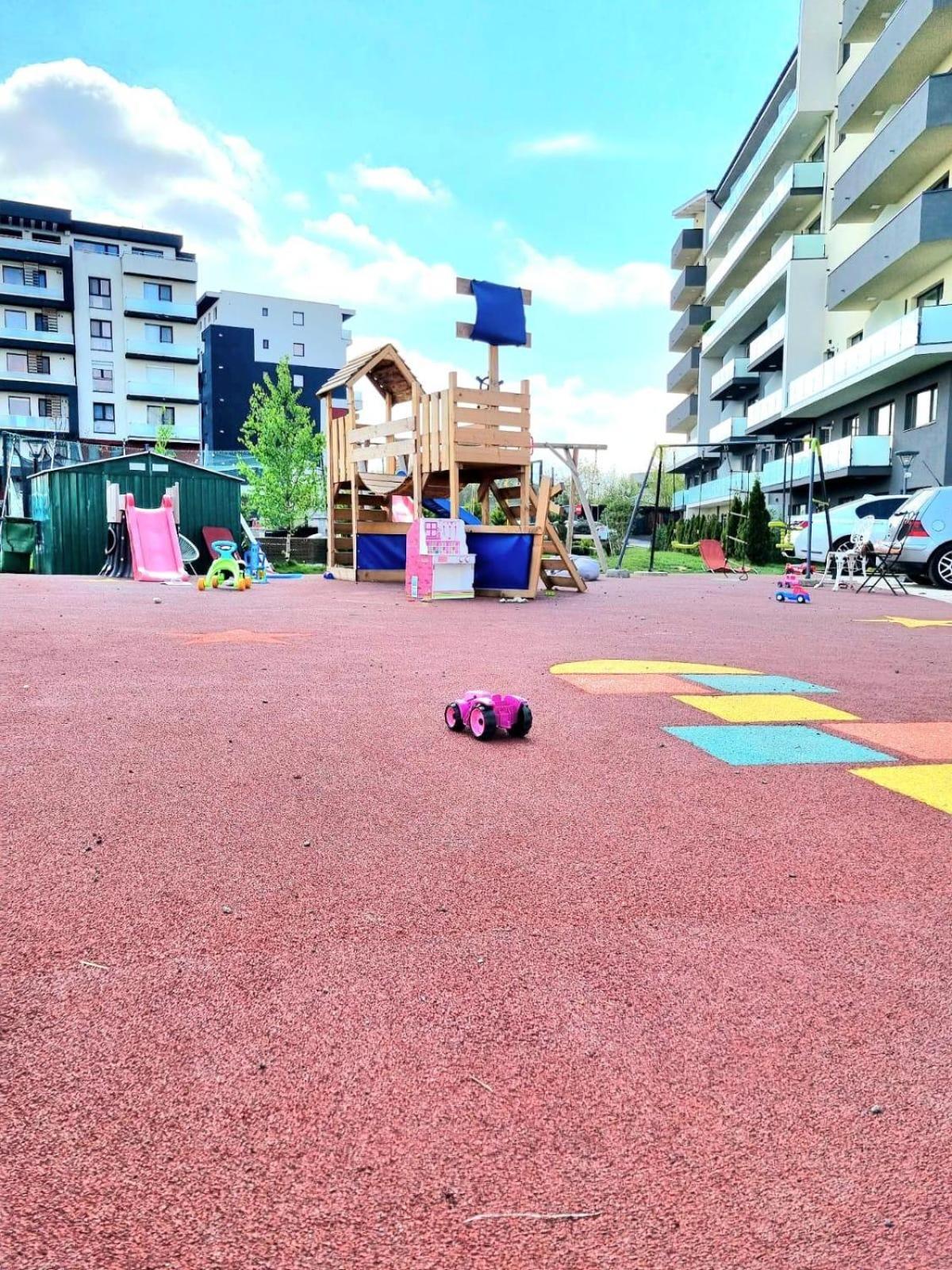 Mountain Breeze Luxury Apartment Ac & Parcare Privata Braşov Exterior foto